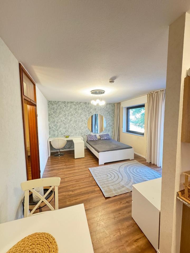 Attraktive 1-Zimmer-Wohnung direkte Bahnlage & Autobahn lage