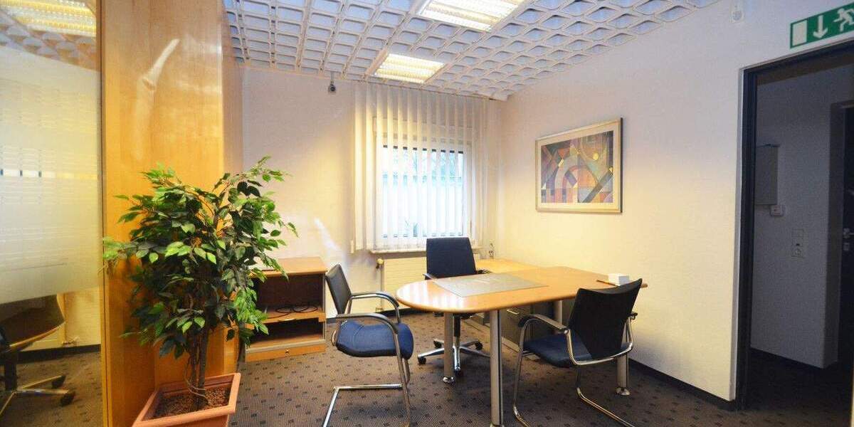 Gewerbeobjekt Wesseling - 2 Zimmer, 71 m&sup2;, 860&euro; | Angebot:24779944