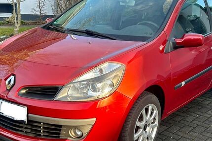 Renault Clio 160.000 km 3.350 &euro; Lohmar 53797