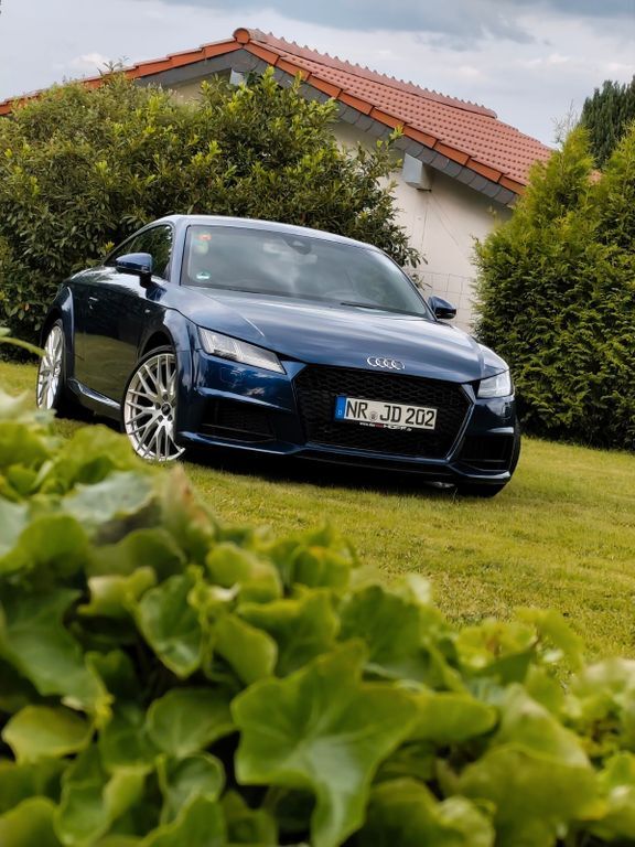 Audi TT 230.000 km 17.000 € Asbach 53567