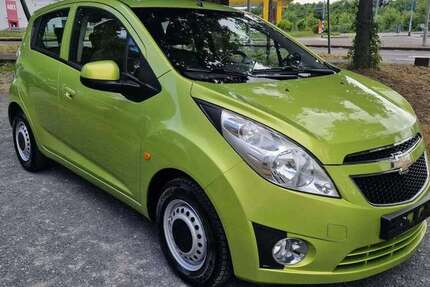 Chevrolet Spark 68.000 km 3.999 € Köln 51109
