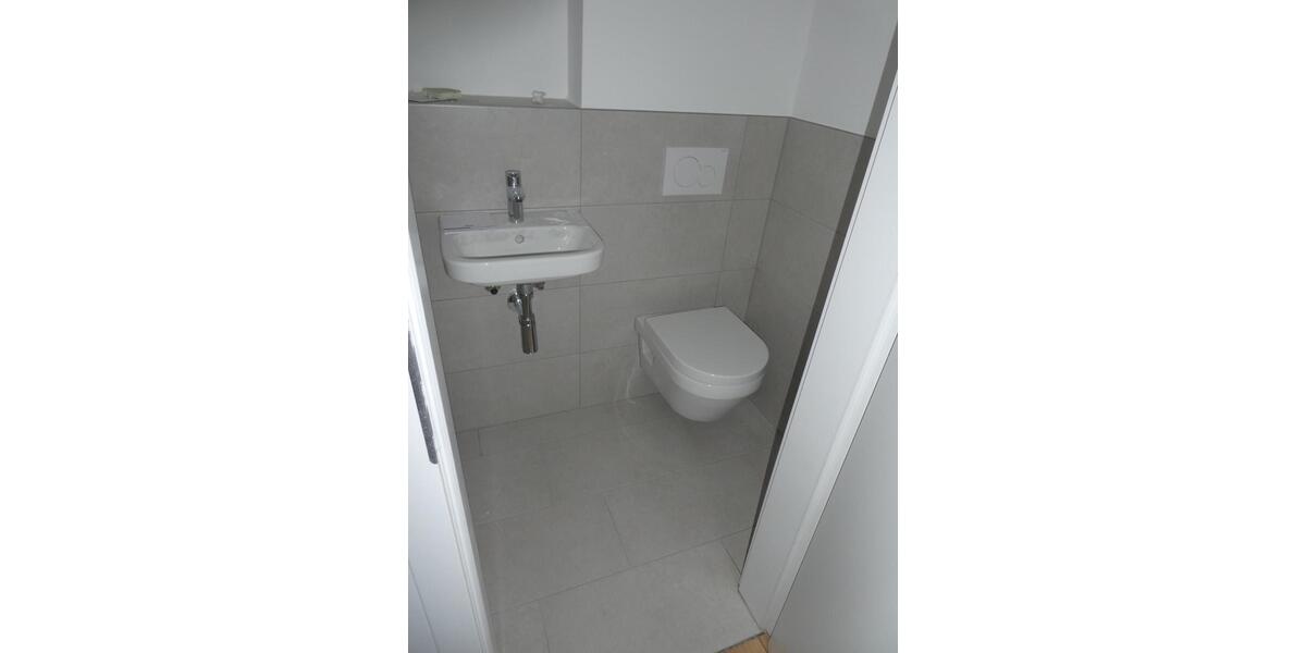 Neue helle Dachgeschoßwohnung mit moderner Heiztechnik im Energiesparhaus Bonn-Endenich - Dachgeschoßwohnung Bonn Dransdorf | Angebot:24049039