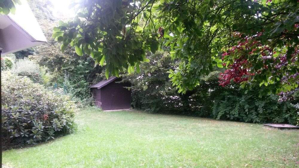 Terrassenwohnung Bonn Lannesdorf - 3 Zimmer, 151 m&sup2;, 2.195&euro; | Angebot:25666895