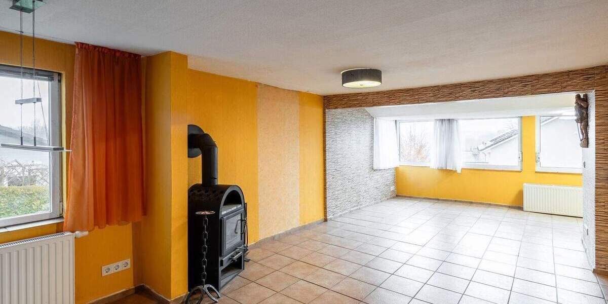 Bungalow Neunkirchen-Seelscheid Hasenbach - 2 Zimmer, 48 m&sup2;, 195.000&euro; | Angebot:23396305