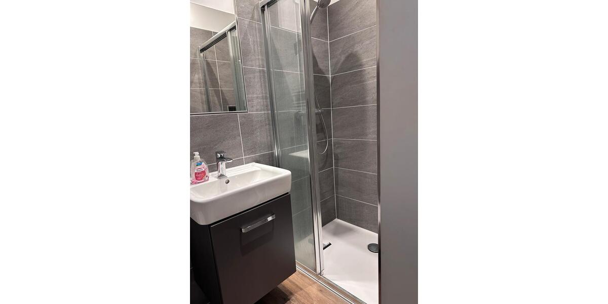 Erdgeschoßwohnung Bergisch Gladbach Alt-Frankenforst - 3 Zimmer, 83 m&sup2;, 1.100&euro; | Angebot:26426278