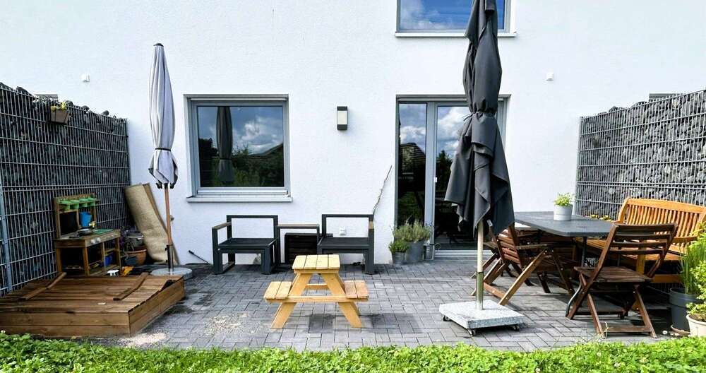 Haus zum Mieten in Wachtberg 1.780 € 143 m²