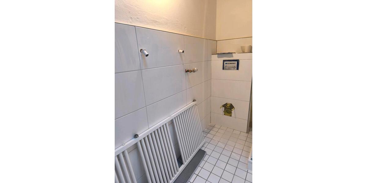 Dachgeschoßwohnung Wachtberg - 3 Zimmer, 90 m&sup2;, 850&euro; | Angebot:25793372