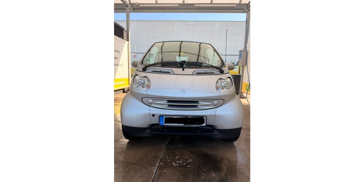 Smart ForTwo 99.000 km 2.790 &euro; Bonn 53117