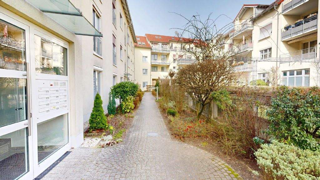 Etagenwohnung Erftstadt Lechenich - 3 Zimmer, 87 m&sup2;, 850&euro; | Angebot:25837461