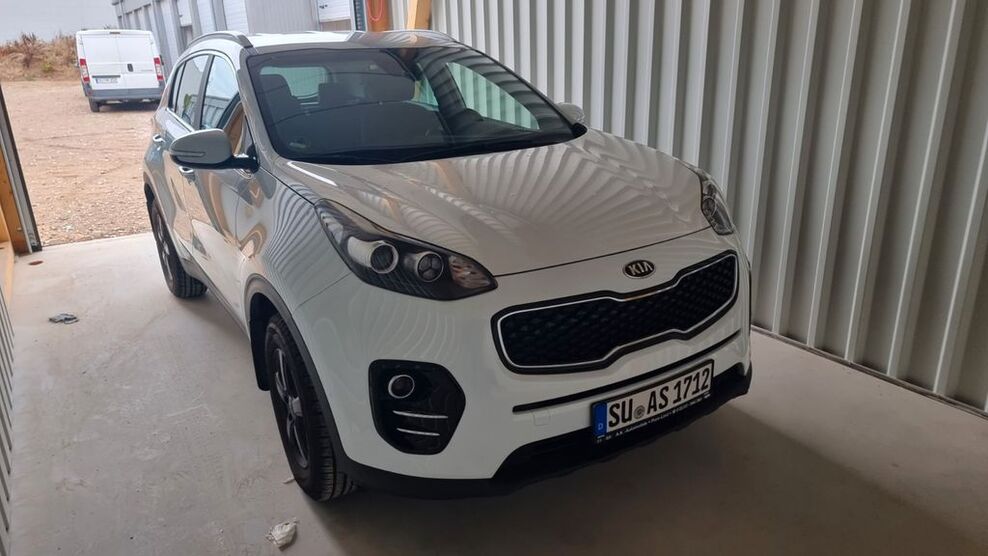 Kia Sportage 68.000 km 15.550 € Bonn 53125