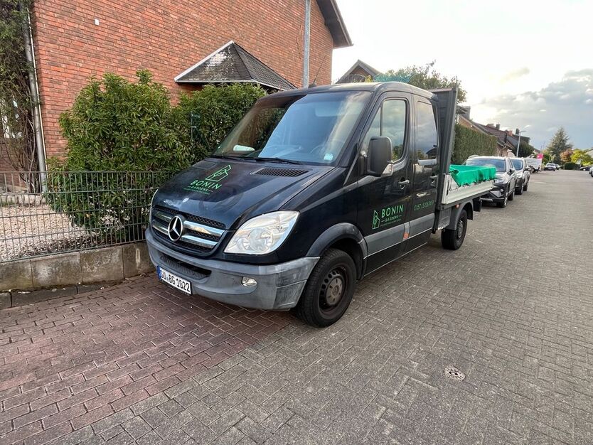 Mercedes-Benz Sprinter 115.000 km 15.500 € Bonn 53229