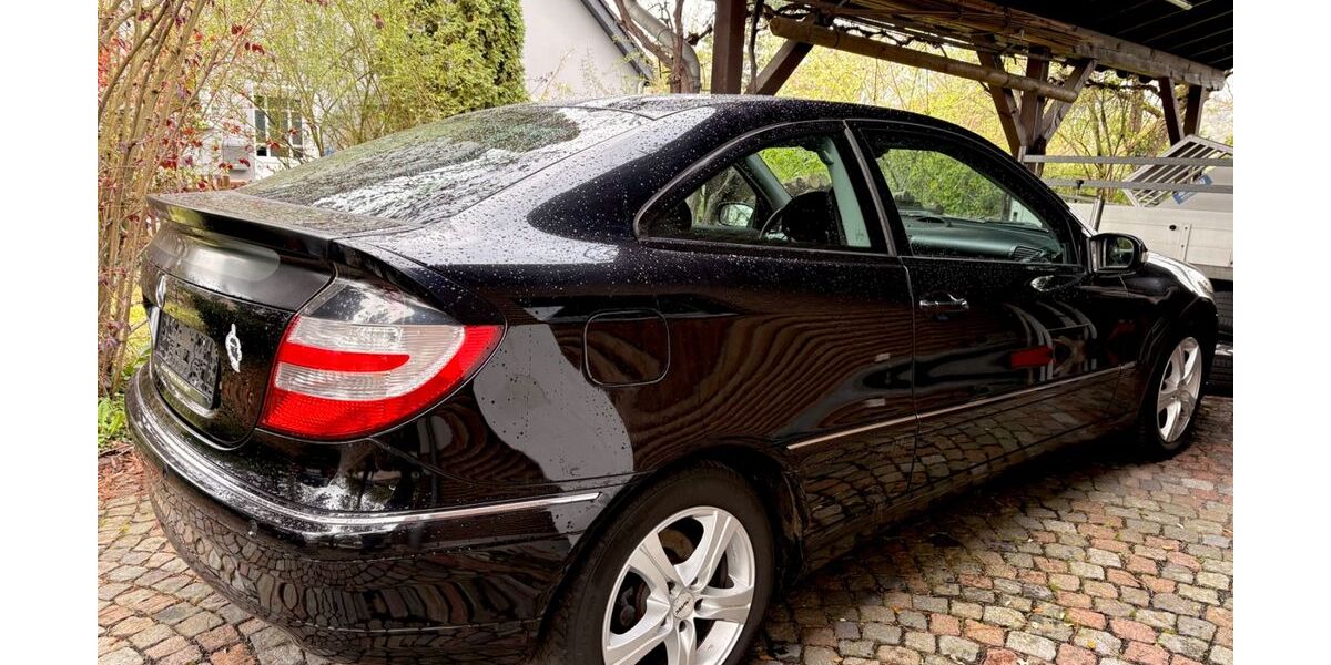 Mercedes-Benz C 180 269.318 km 5.800 &euro; Unkel 53572