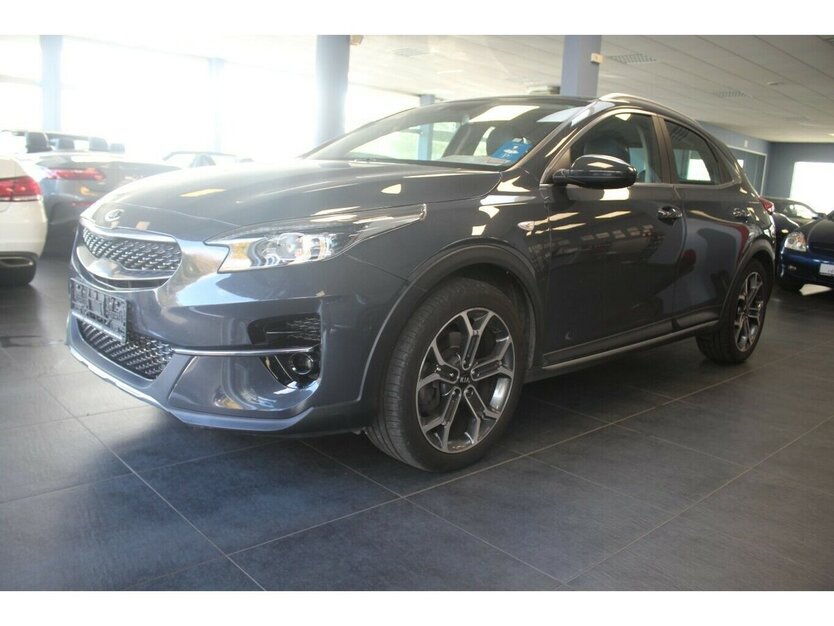 Kia XCeed 1.6 CRDi Eco-Dynamics 48V Mild Hybrid Platin 71.010 km 17.980 € Euskirchen 53881