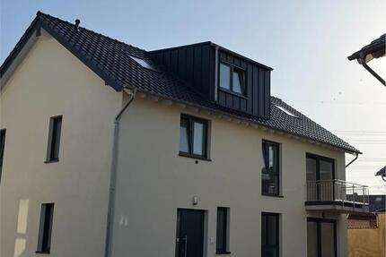 Wohnung Köln Rodenkirchen - 4 Zimmer, 96 m&sup2;, 1.536&euro; | Angebot:26478523