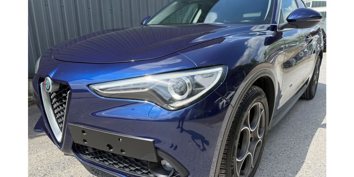 Alfa Romeo Stelvio 179.825 km 13.490 &euro; Bergisch Gladbach 51467