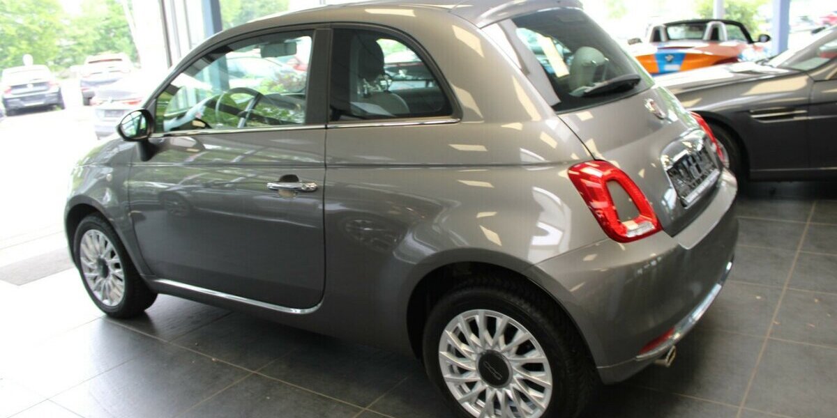 Fiat 500 1.0 GSE Hybrid Dolcevita 24.490 km 11.980 &euro; Euskirchen 53881