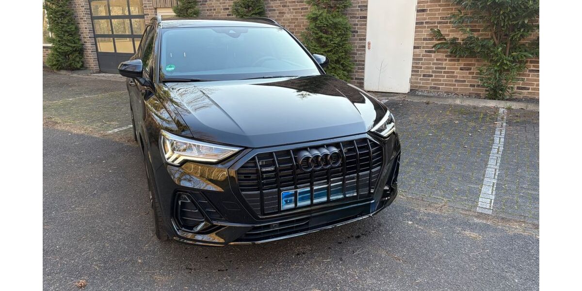 Audi Q3 6.888 km 44.999 &euro; Bergisch-Gladbach 51469