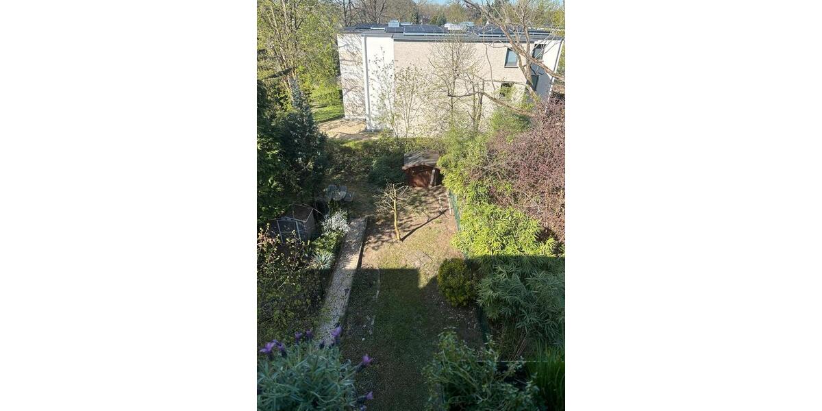 Dachgeschoßwohnung Köln Mülheim - 2 Zimmer, 45 m&sup2;, 210.000&euro; | Angebot:24811773