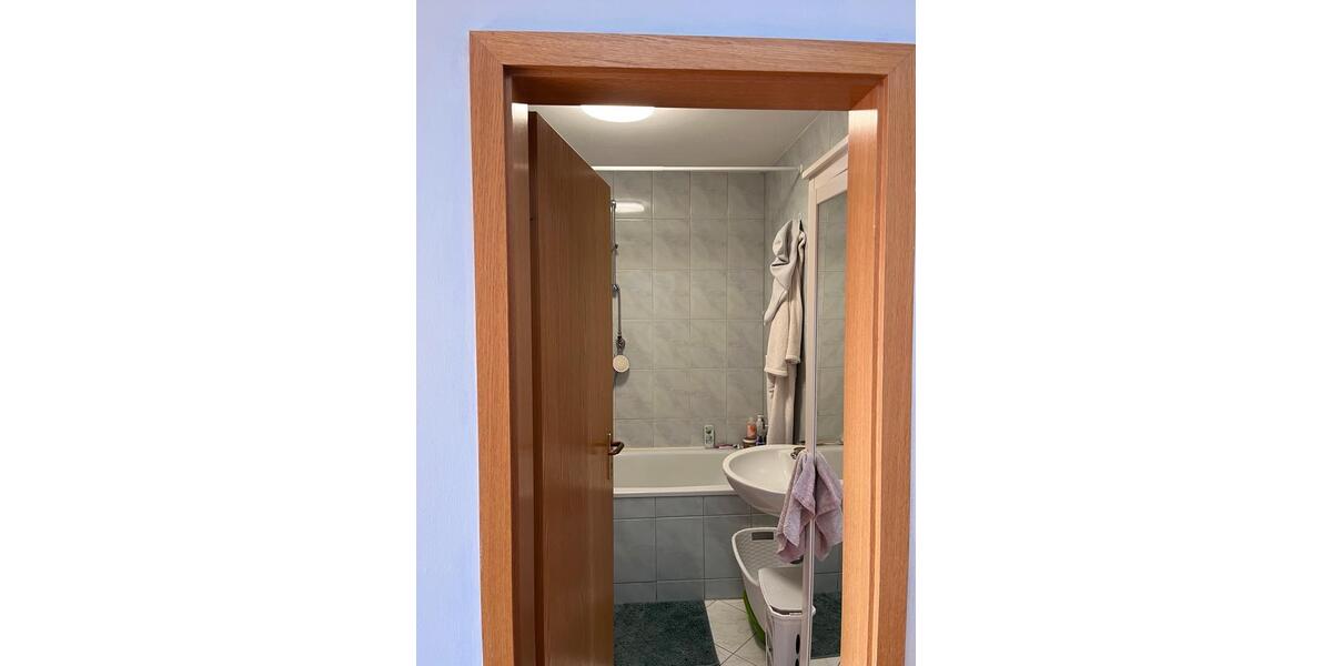 Dachgeschoßwohnung Troisdorf Bergheim - 2 Zimmer, 45 m&sup2;, 450&euro; | Angebot:25903117