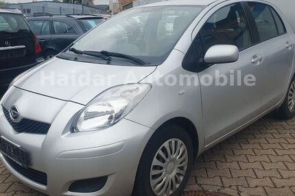 Daihatsu Charade 126.748 km 2.990 € Mechernich 53894