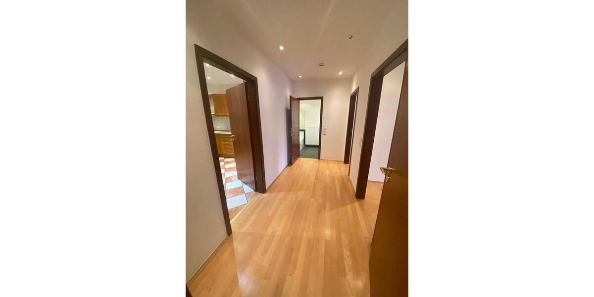 Erdgeschoßwohnung Bonn Bad Godesberg - 3 Zimmer, 151 m&sup2;, 2.280&euro; | Angebot:25807104