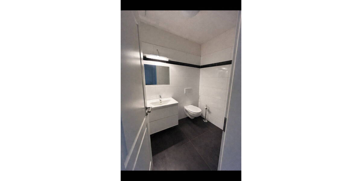 Etagenwohnung Bonn Plittersdorf - 3 Zimmer, 63 m&sup2;, 1.070&euro; | Angebot:26807649