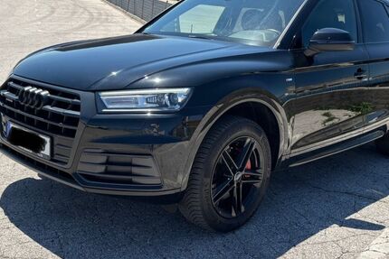 Audi Q5 157.000 km 25.900 € Köln 51061