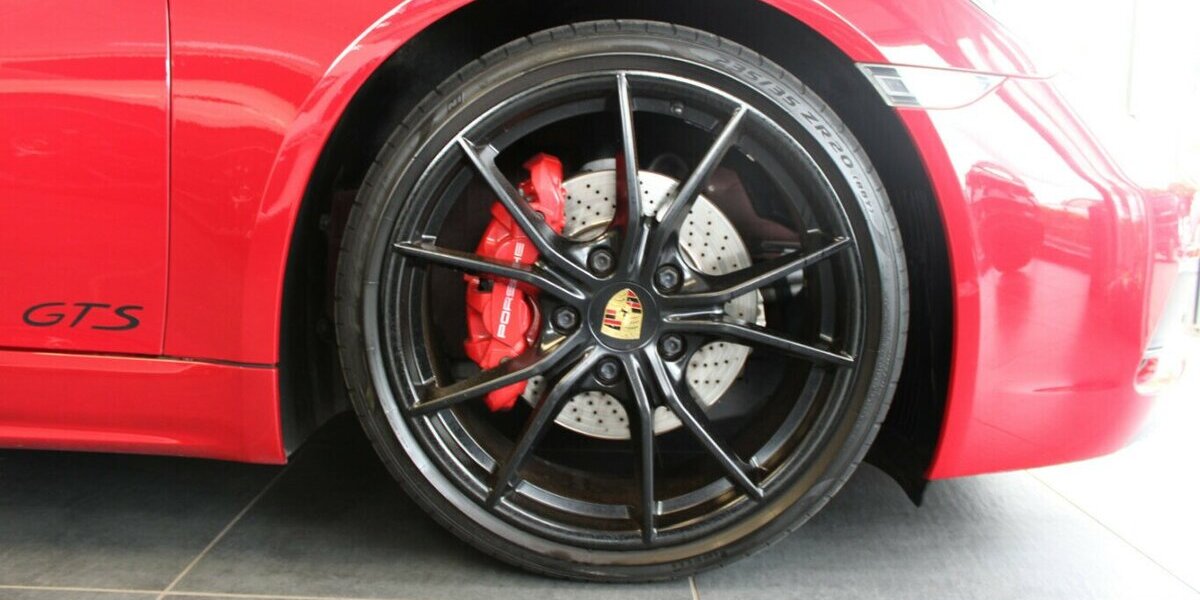 Porsche Boxster 718 GTS Sport-/AGA/Chrono/Design 73.299 km 61.480 &euro; Euskirchen 53881