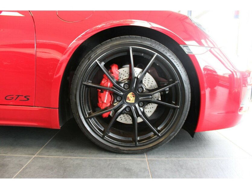Porsche Boxster 718 GTS Sport-/AGA/Chrono/Design 73.299 km 63.980 € Euskirchen 53881