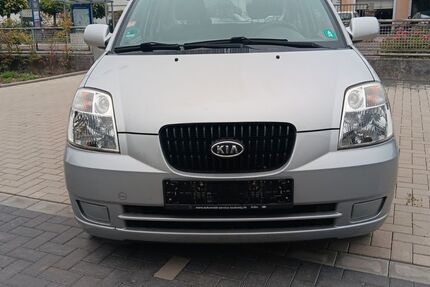 Kia Picanto 111.000 km 1.599 € Kuchenheim 53881