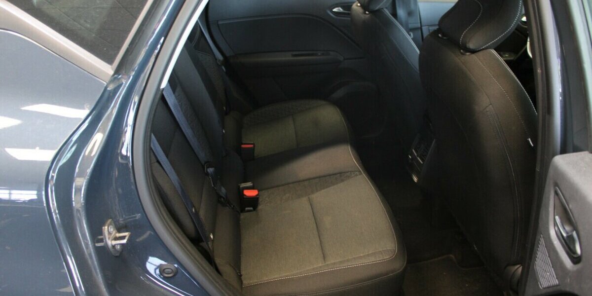 Renault Captur TCe Mild Hibrid 140 GPF EQUILIBRE 86.838 km 14.980 &euro; Euskirchen 53881