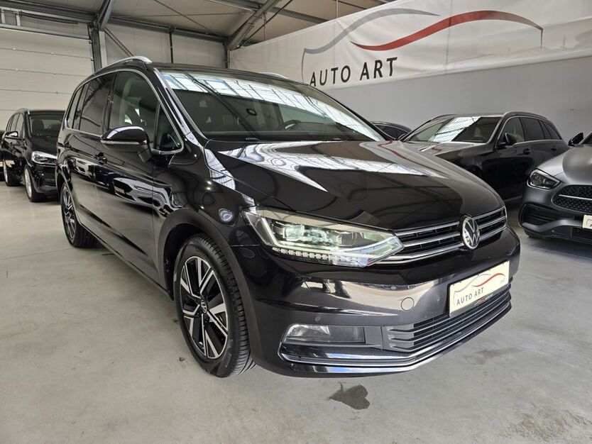 VW Touran 105.026 km 26.500 € Eitorf 53783