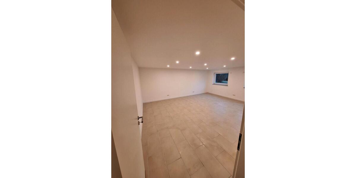 Etagenwohnung Hennef (Sieg) - 2 Zimmer, 68 m&sup2;, 750&euro; | Angebot:24709892