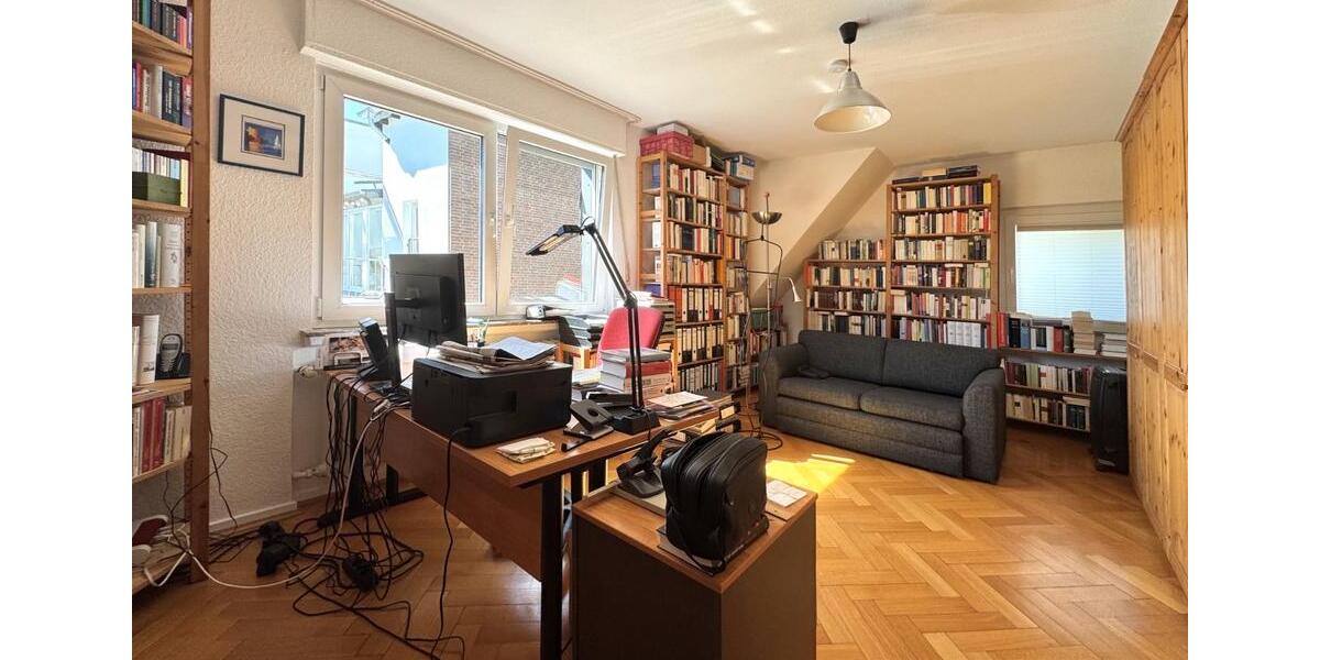 Dachgeschoßwohnung Troisdorf - 2 Zimmer, 71 m&sup2;, 680&euro; | Angebot:26461490