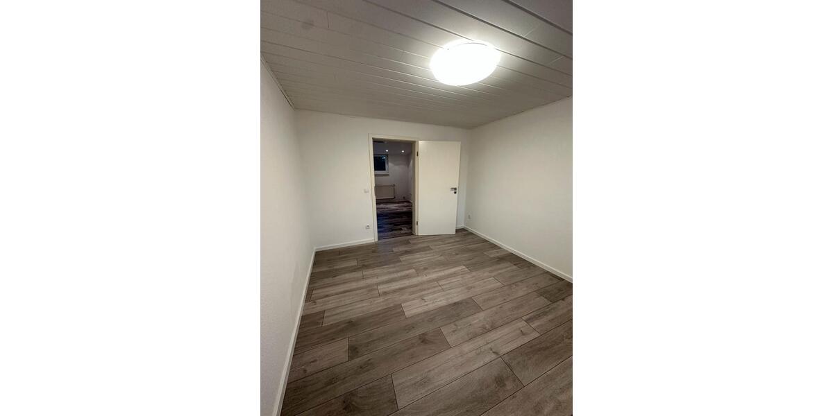 Dachgeschoßwohnung Siegburg - 3 Zimmer, 67 m&sup2;, 1.045&euro; | Angebot:25867909