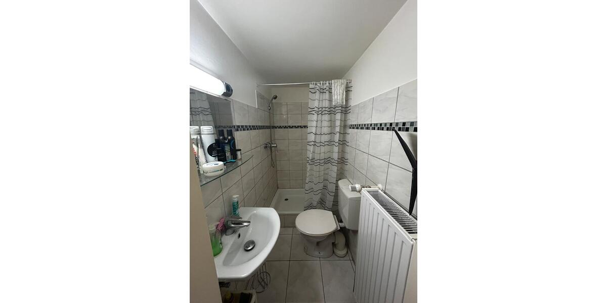 Erdgeschoßwohnung Köln Kalk - 1 Zimmer, 22 m&sup2;, 441&euro; | Angebot:24752638