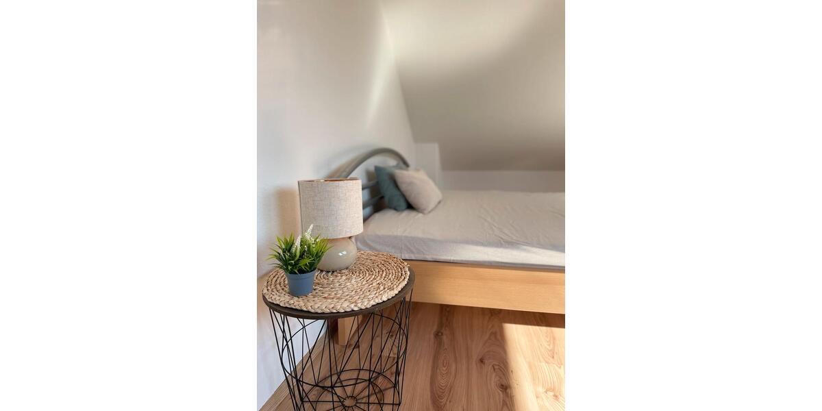 Etagenwohnung Bonn Lannesdorf - 1 Zimmer, 30 m&sup2;, 600&euro; | Angebot:25782598