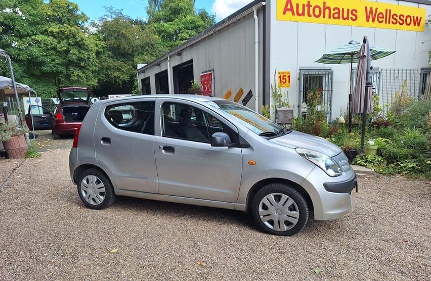 Nissan Pixo 188.000 km 2.390 € Köln Porz 51147