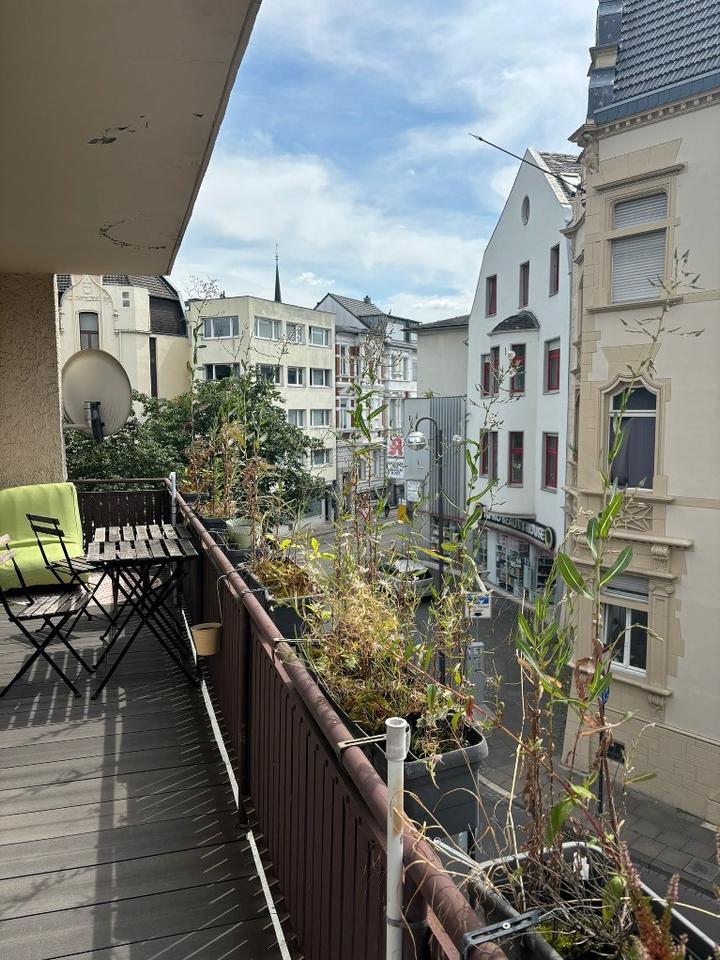 WG-Zimmer mit Balkon in zentraler Altstadtlage in Bonn zimmer
