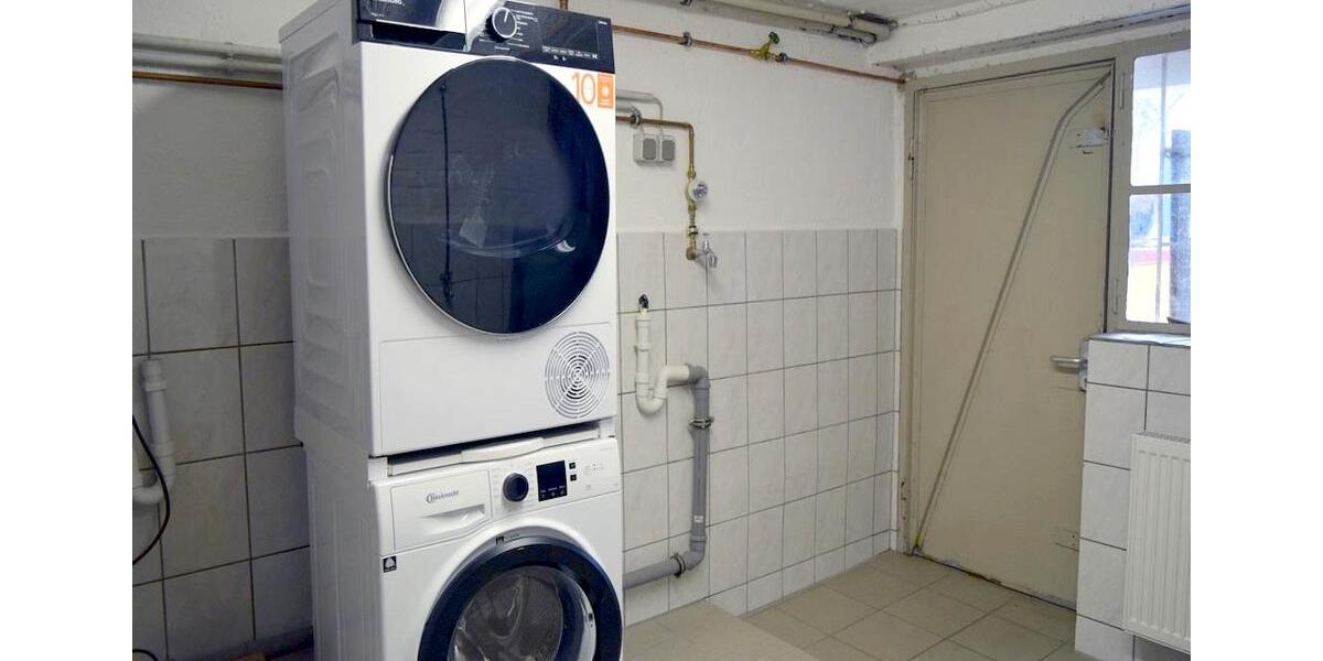 Erdgeschoßwohnung Brühl - 3 Zimmer, 80 m&sup2;, 910&euro; | Angebot:25657171