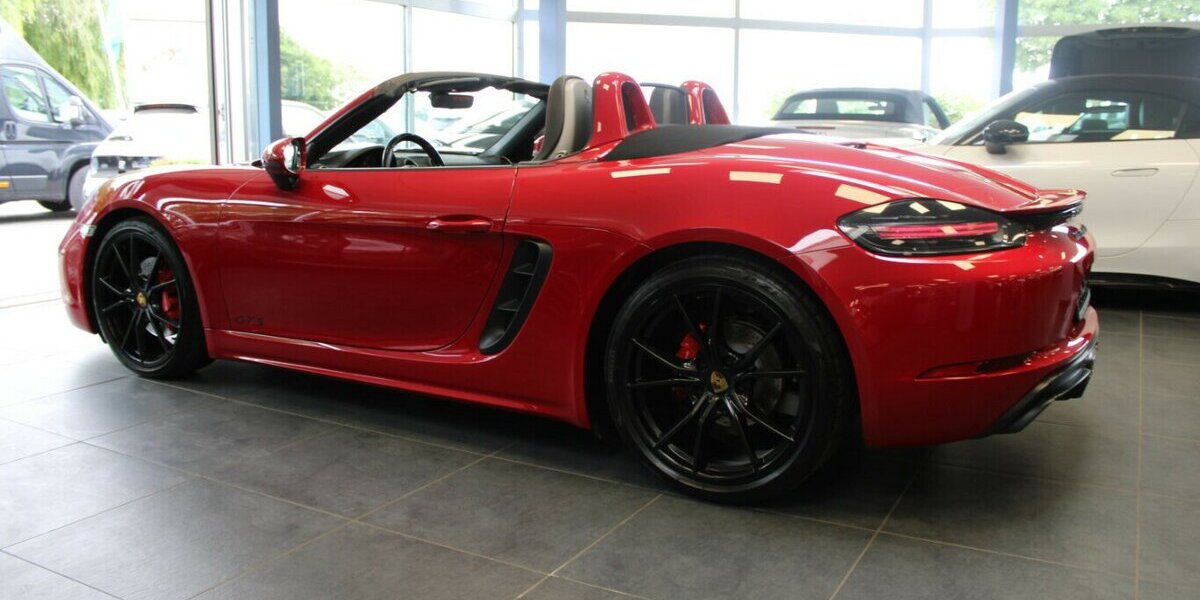 Porsche Boxster 718 GTS Sport-/AGA/Chrono/Design 73.299 km 61.480 &euro; Euskirchen 53881