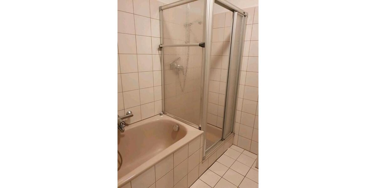 Erdgeschoßwohnung Bonn Lannesdorf - 2 Zimmer, 63 m&sup2;, 200.000&euro; | Angebot:26241867