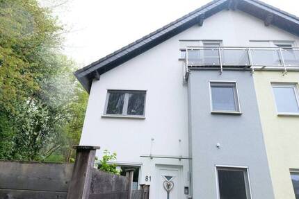 Haus Rösrath - 4 Zimmer, 138 m&sup2;, 1.500&euro; | Angebot:26540381