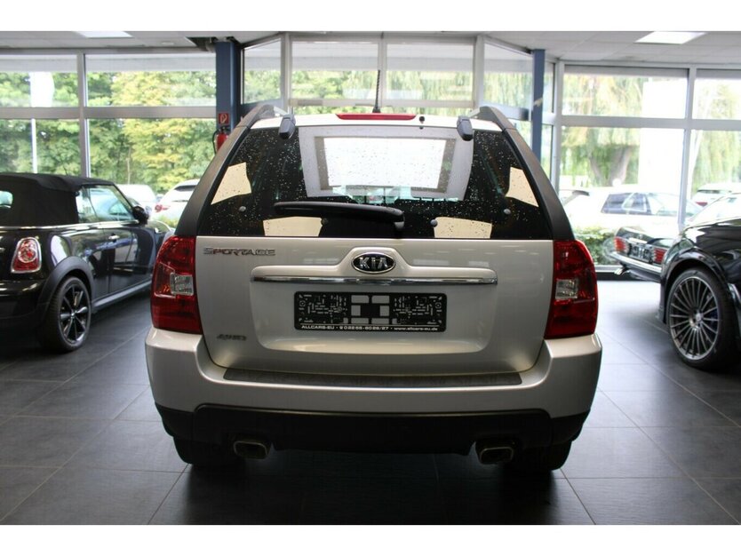 Kia Sportage 2.0 4WD EX 97.654 km 6.980 € Euskirchen 53881