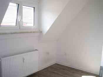 Für den Sommer planen und jetzt besichtigen - 3 Zimmer Wohnung in Stadtlage zimmer