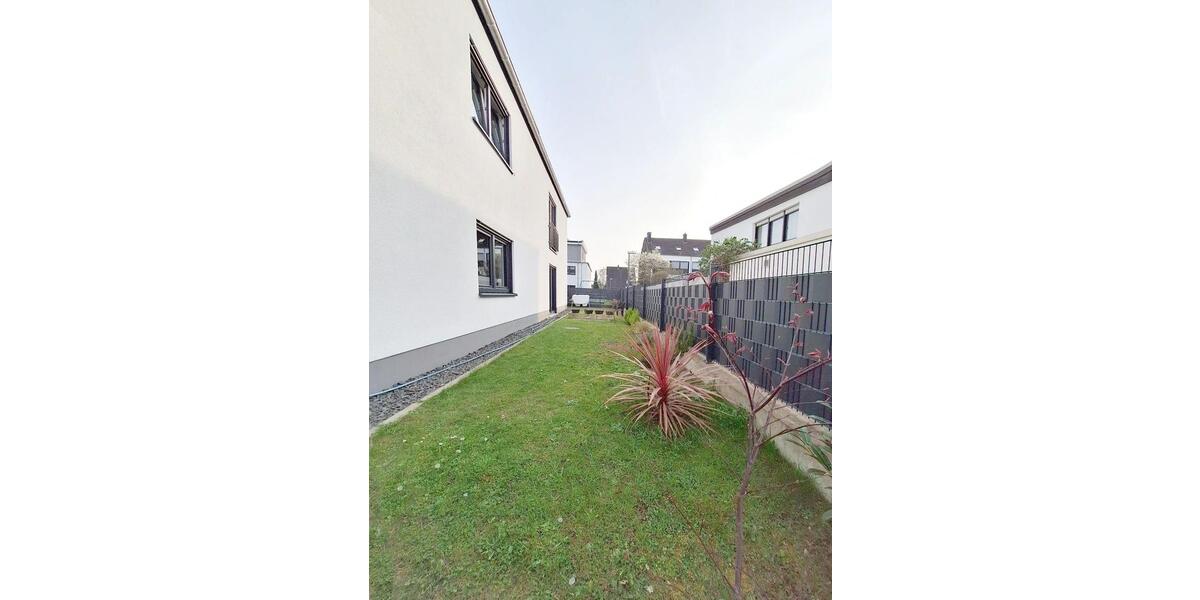 Erdgeschoßwohnung Köln Porz - 4 Zimmer, 109 m&sup2;, 1.744&euro; | Angebot:25887551