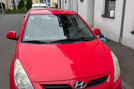 Hyundai i20 170.000 km 2.200 &euro; Bad Godesberg 53179