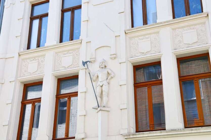 Haus zum Kaufen in Köln 790.000 € 277 m²