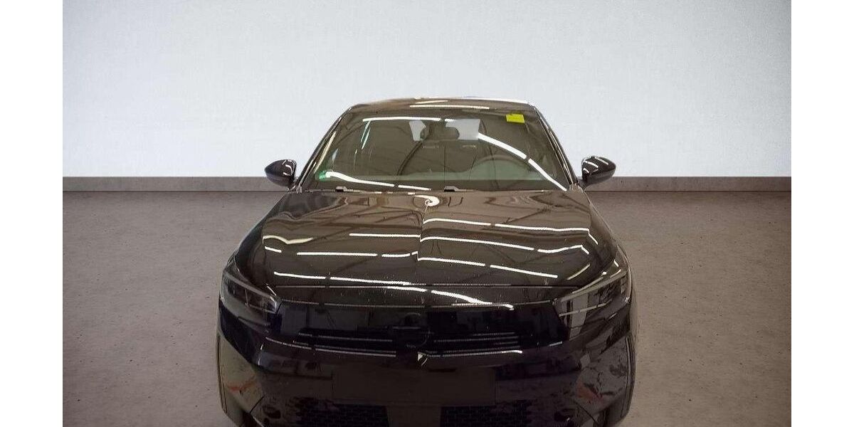 Opel Corsa 18.200 km 16.900 &euro; Meckenheim 53340