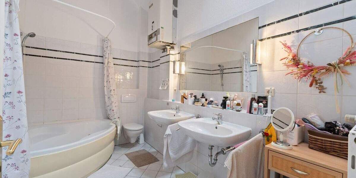 Reihenendhaus Bonn Brüser Berg - 7 Zimmer, 180 m&sup2;, 689.000&euro; | Angebot:25835504